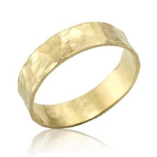 טבעת נישואין עם טקסטורה