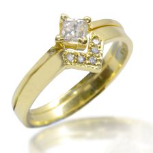 Engagement Ring Wedding Ring Set Yellow Gold