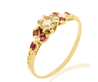 טבעת ויקטוריאנית משובצת יהלום ואבני רובי 